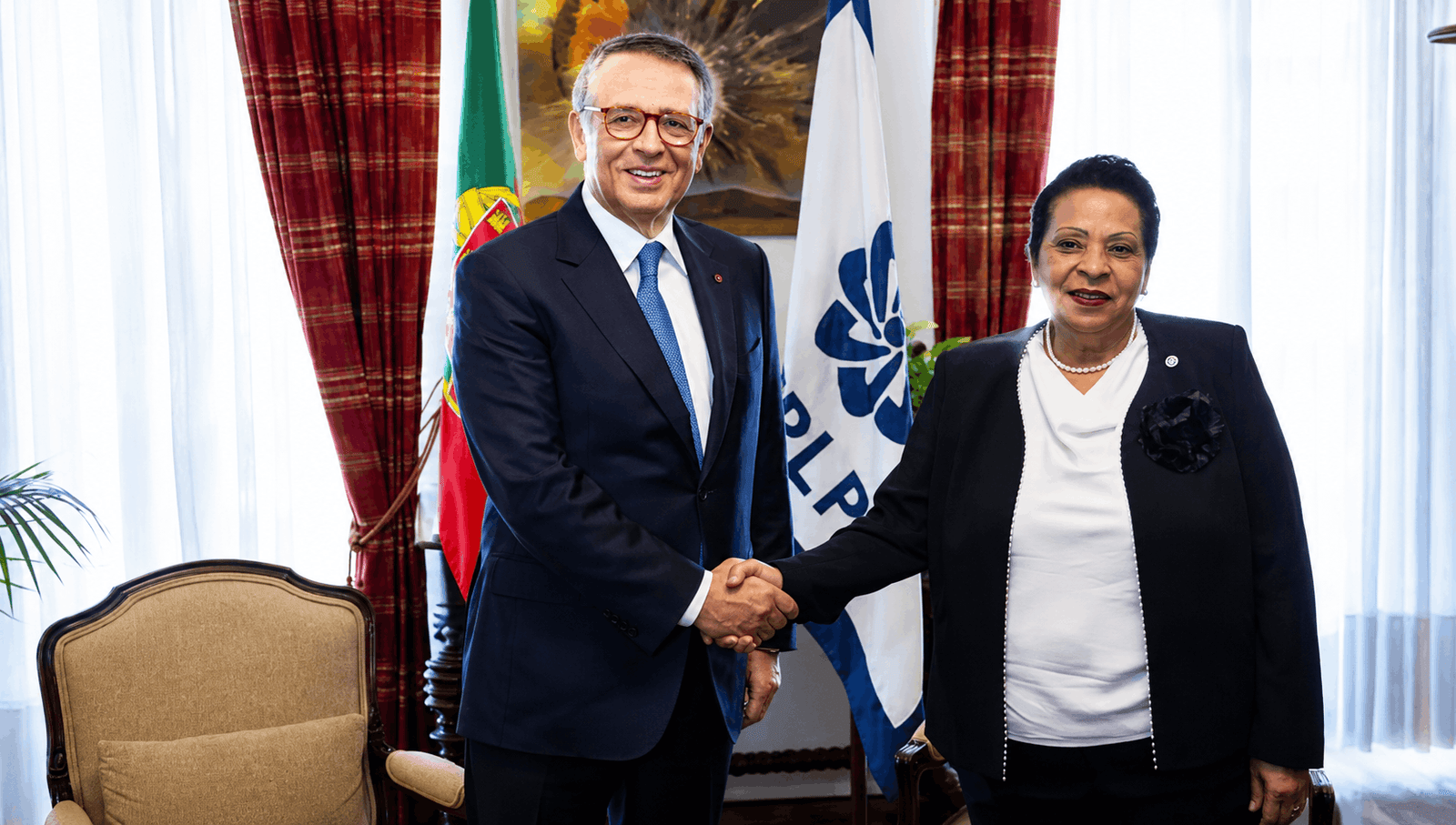 PRESIDENTE DE PORTUGAL ESTEVE NA CPLP